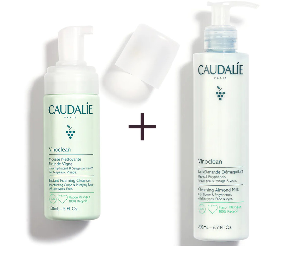 CAULADIE DÚO MIXOLOGÍA MERENGUE DE ALMENDRAS DESCRIPCIÓN MIXOLOGIE by CAUDALIE ¿Quieres ahorrar tiempo? Gracias a la Mixología, inspirada en los Tratamientos Spa Caudalie, adopta el gesto 2-en-1 y enriquece tu ritual de desmaquillado para convertirlo en un auténtico momento de placer. Mezcla la Espuma Limpiadora con la Leche de Almendras Desmaquillante para limpiar y desmaquillar en un solo gesto. Su textura de "Espuma de Leche de Almendras" ofrece a tu piel un desmaquillado untuoso y delicioso. Este dúo contiene: Espuma Limpiadora Esta espuma untuosa y ligera limpia y purifica con suavidad todo tipo de pieles. Leche de Almendras Desmaquillante Esta leche aterciopelada limpia y desmaquilla, dejando la piel nutrida y calmada.